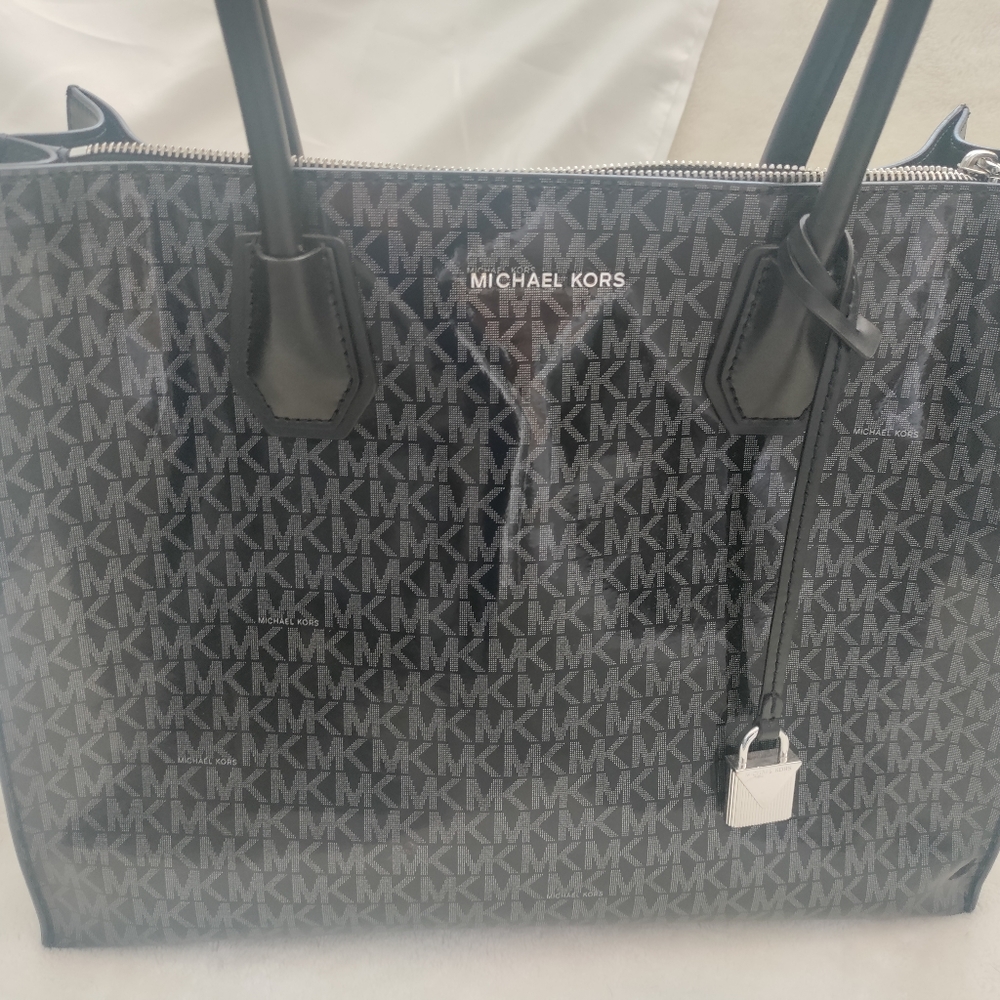 MK XL Tote Bag